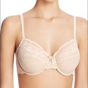 NWT Wacoal size 34DD (34E) lace bra in buff.